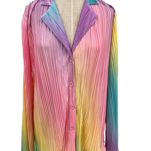 Dressed in Lala Rainbow Daydream Plissé Pleated Top Notched Collar Size Medium - Picture 4 of 14